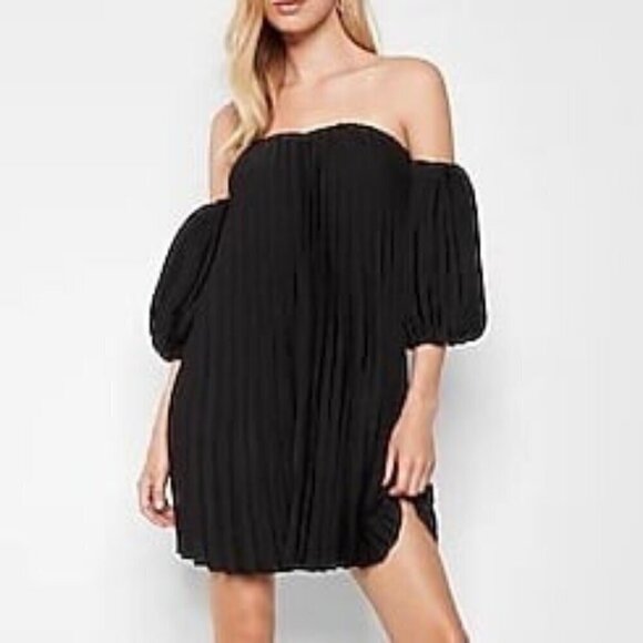 NWT Express Off The Shoulder Pleated Mini Dress XL - Picture 1 of 8